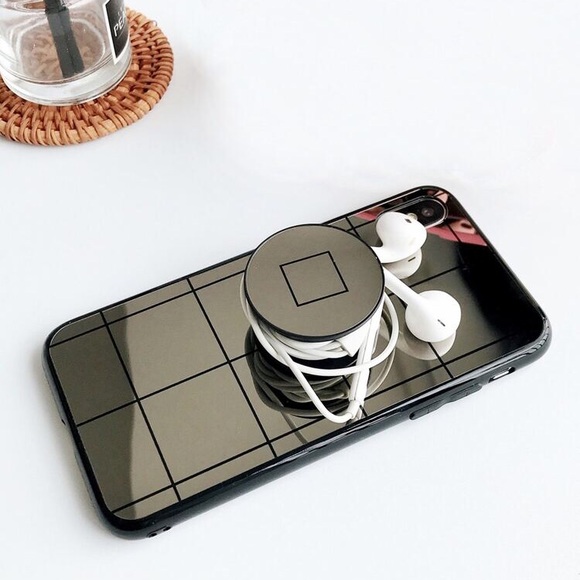 iPhone 7/8 Mirror Case With Holder - Picture 2 of 3